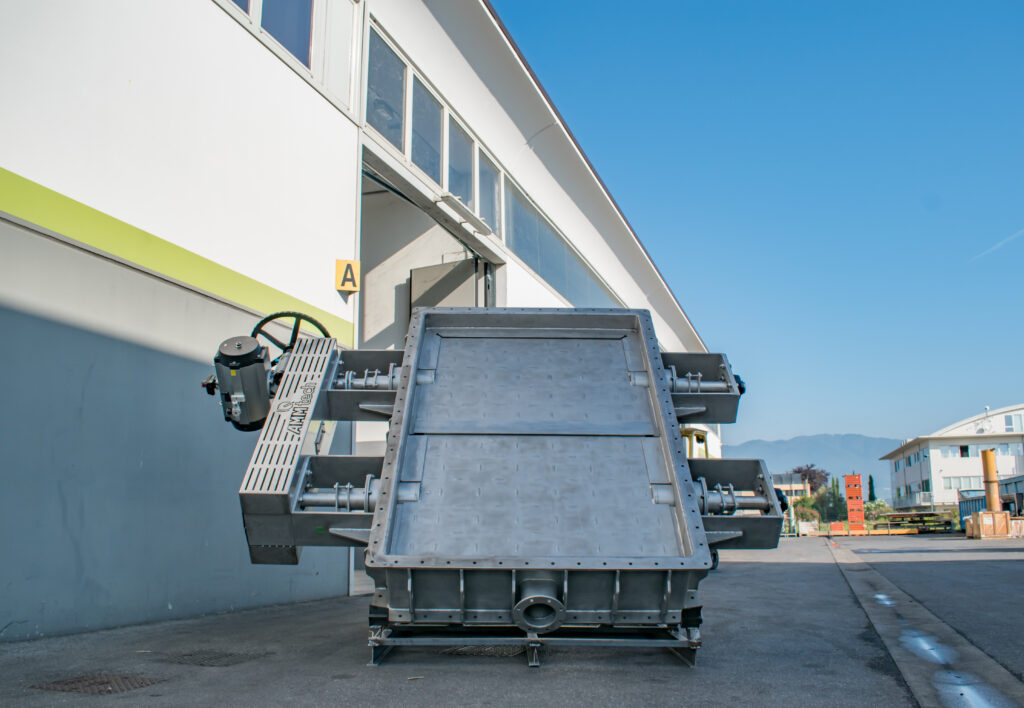 New project for Spanish Foundry High Temperature Louver Damper AMMtech